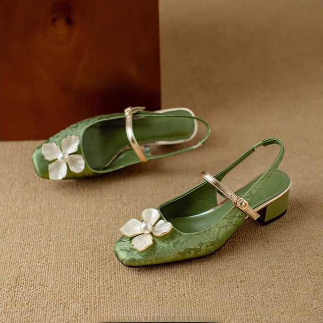 Eloise™ | Elegante Damesschoen met Bloemdetail